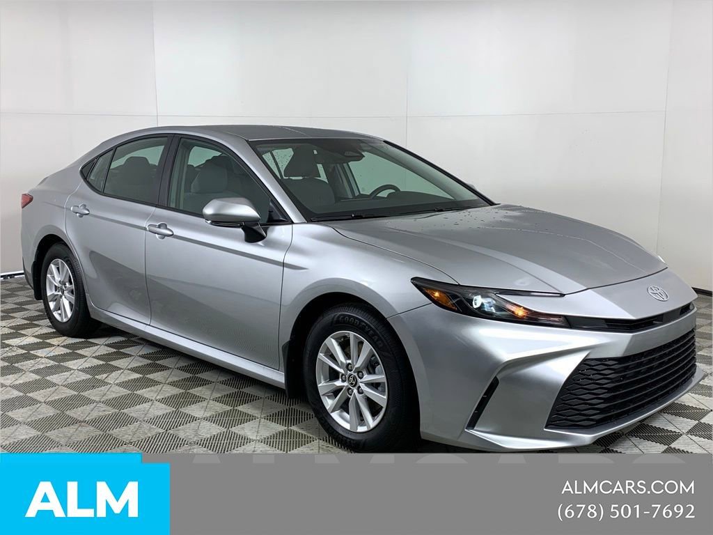 Used 2026 Toyota Camry LE w/ Convenience Package image 15
