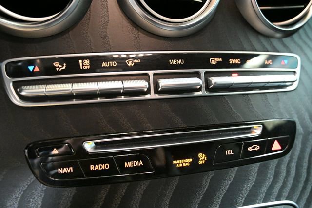 Used 2018 Mercedes-Benz GLC 300 4MATIC image 29