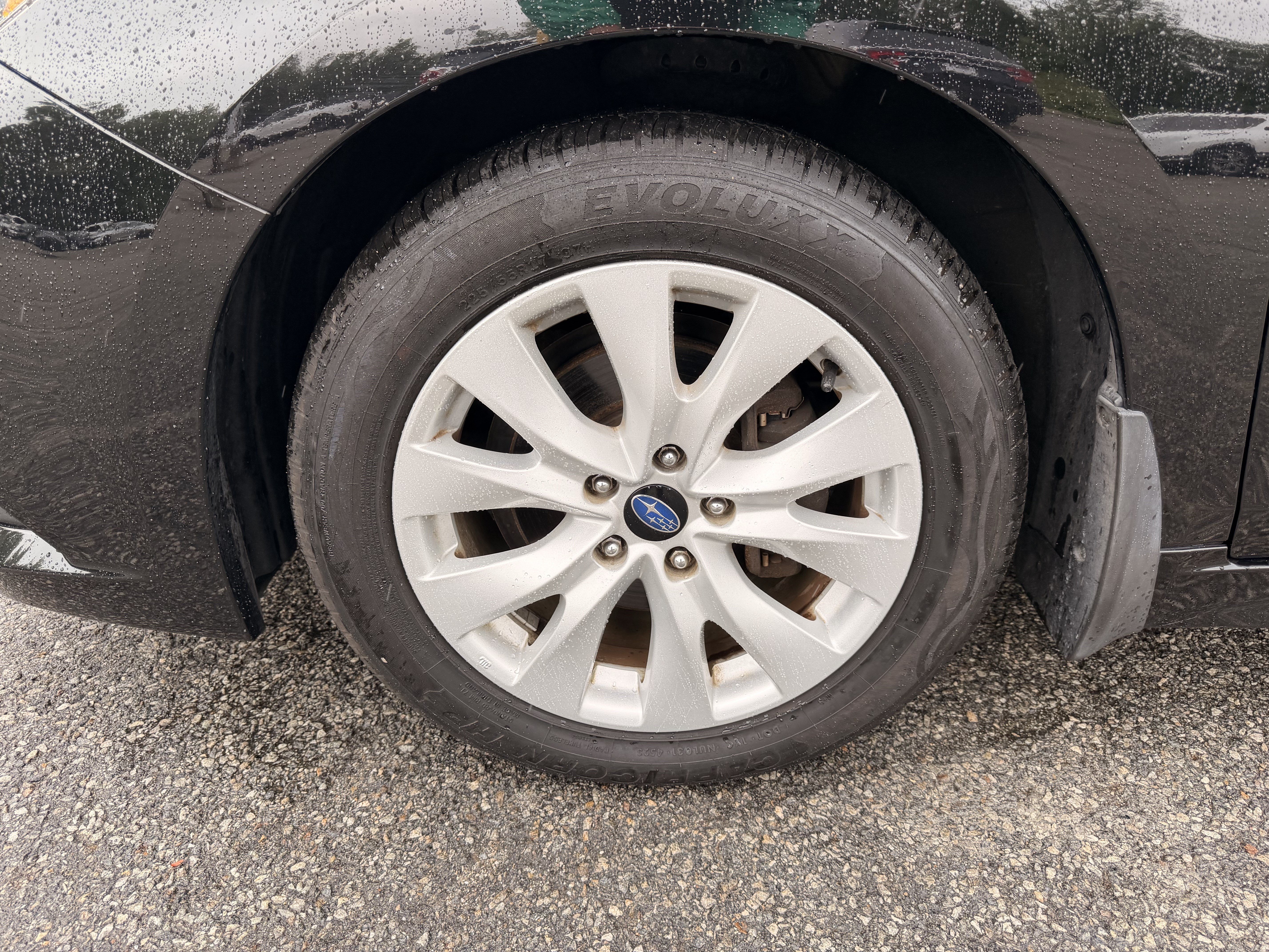 Used 2017 Subaru Legacy 2.5i Premium w/ Moonroof Package AWD/4WD image 8