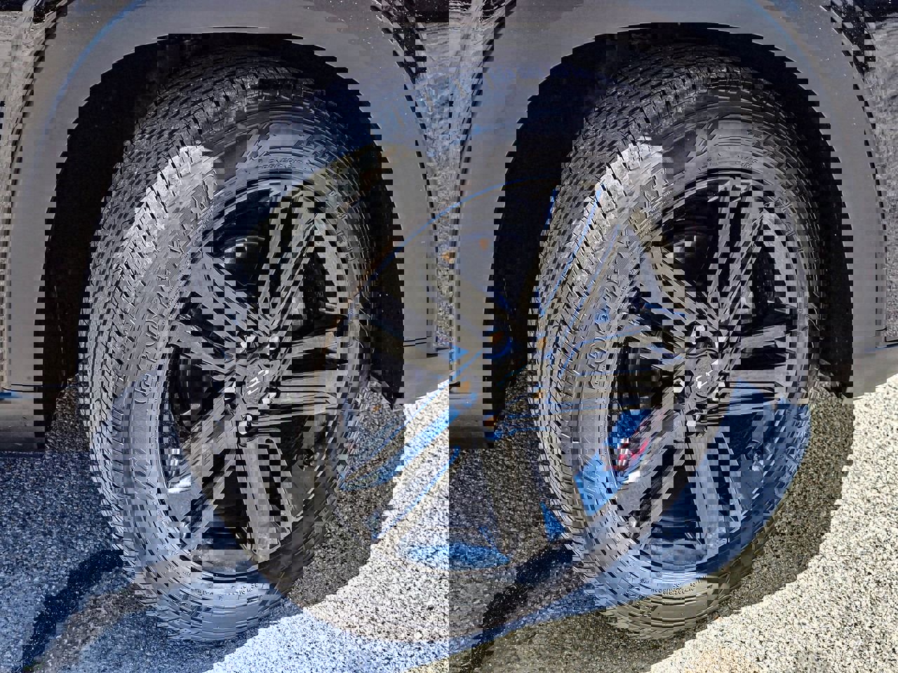 Certified 2025 Chevrolet Trax ACTIV w/ Sunroof Package image 9