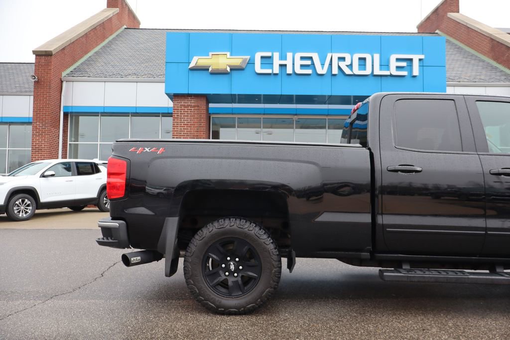 Used 2018 Chevrolet Silverado 1500 LT w/ All Star Edition image 34
