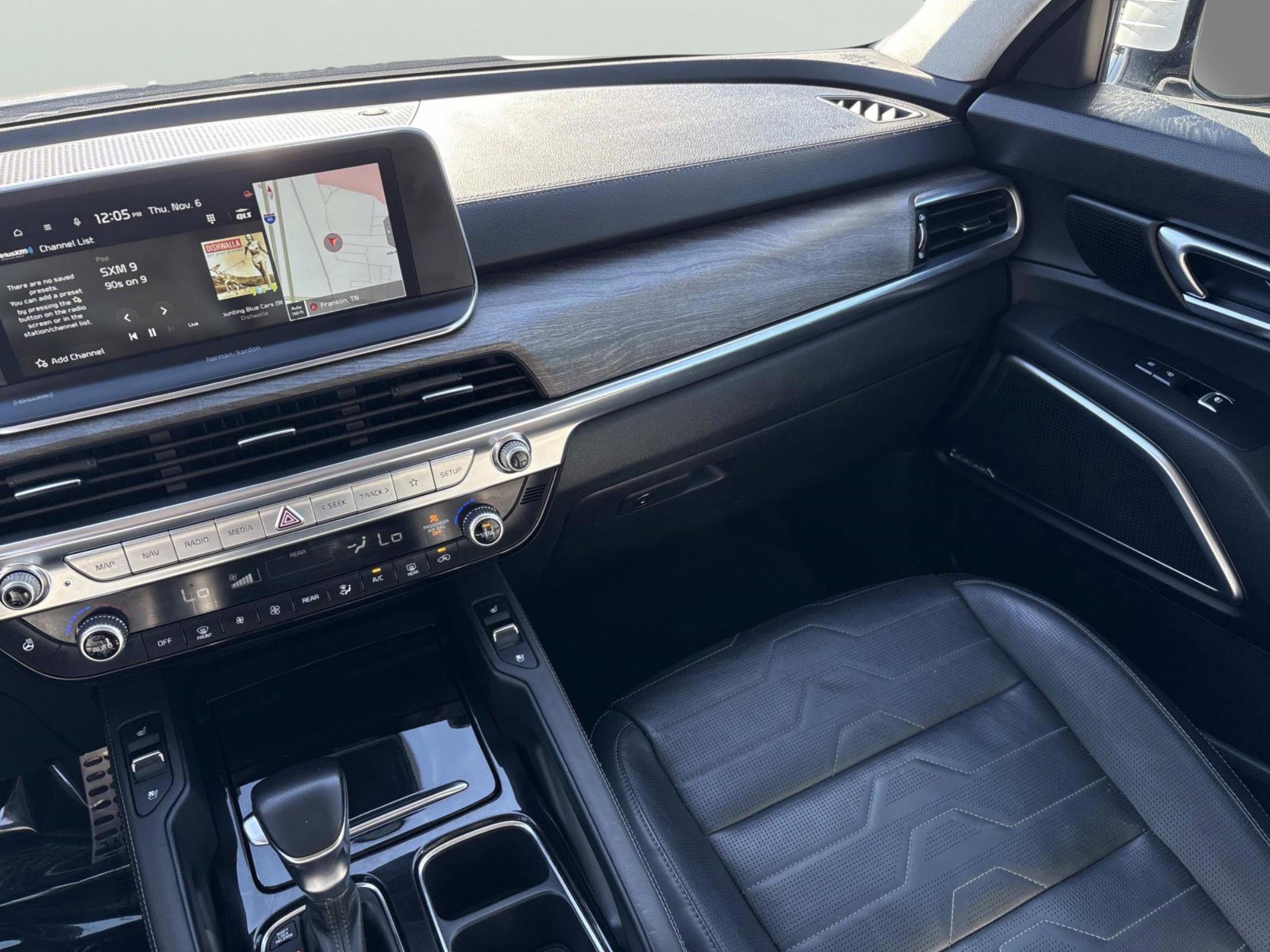 Used 2022 Kia Telluride SX w/ SX Prestige Package image 15