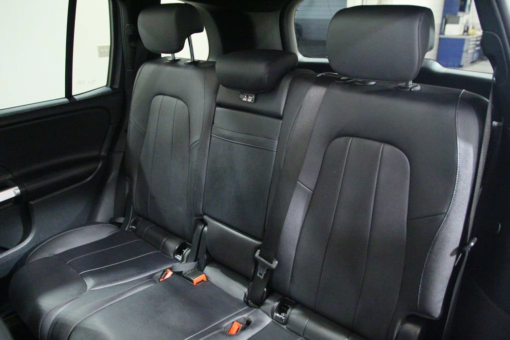 Used 2023 Mercedes-Benz GLB 250 4MATIC image 30