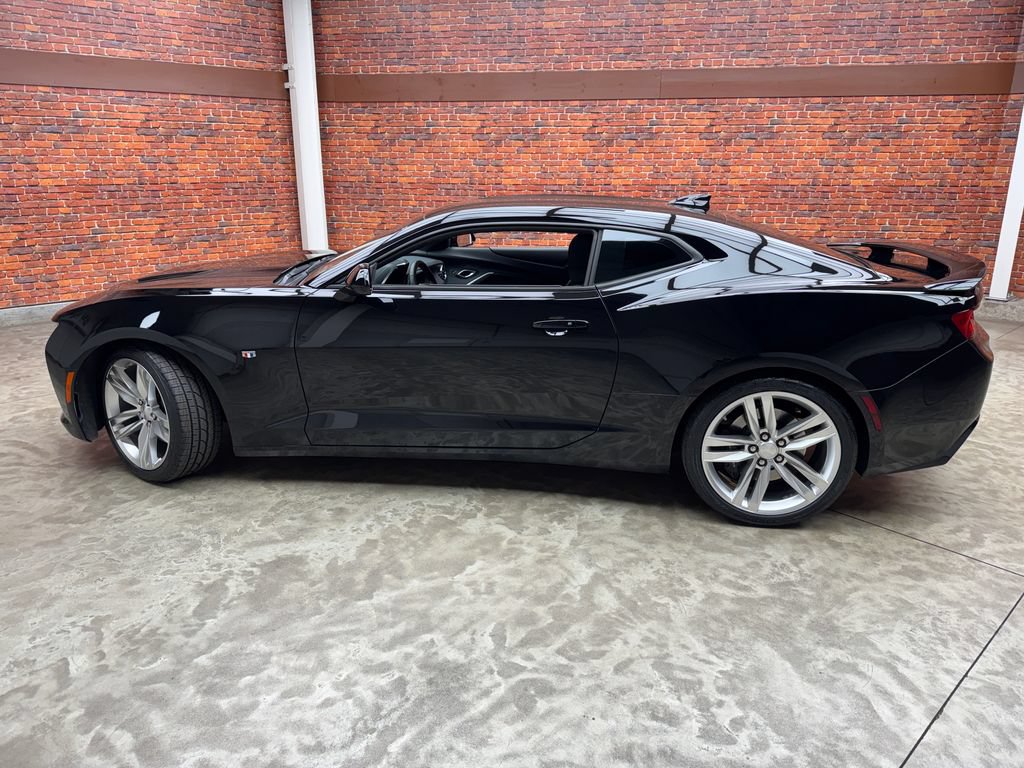 Used 2016 Chevrolet Camaro SS RWD video 2