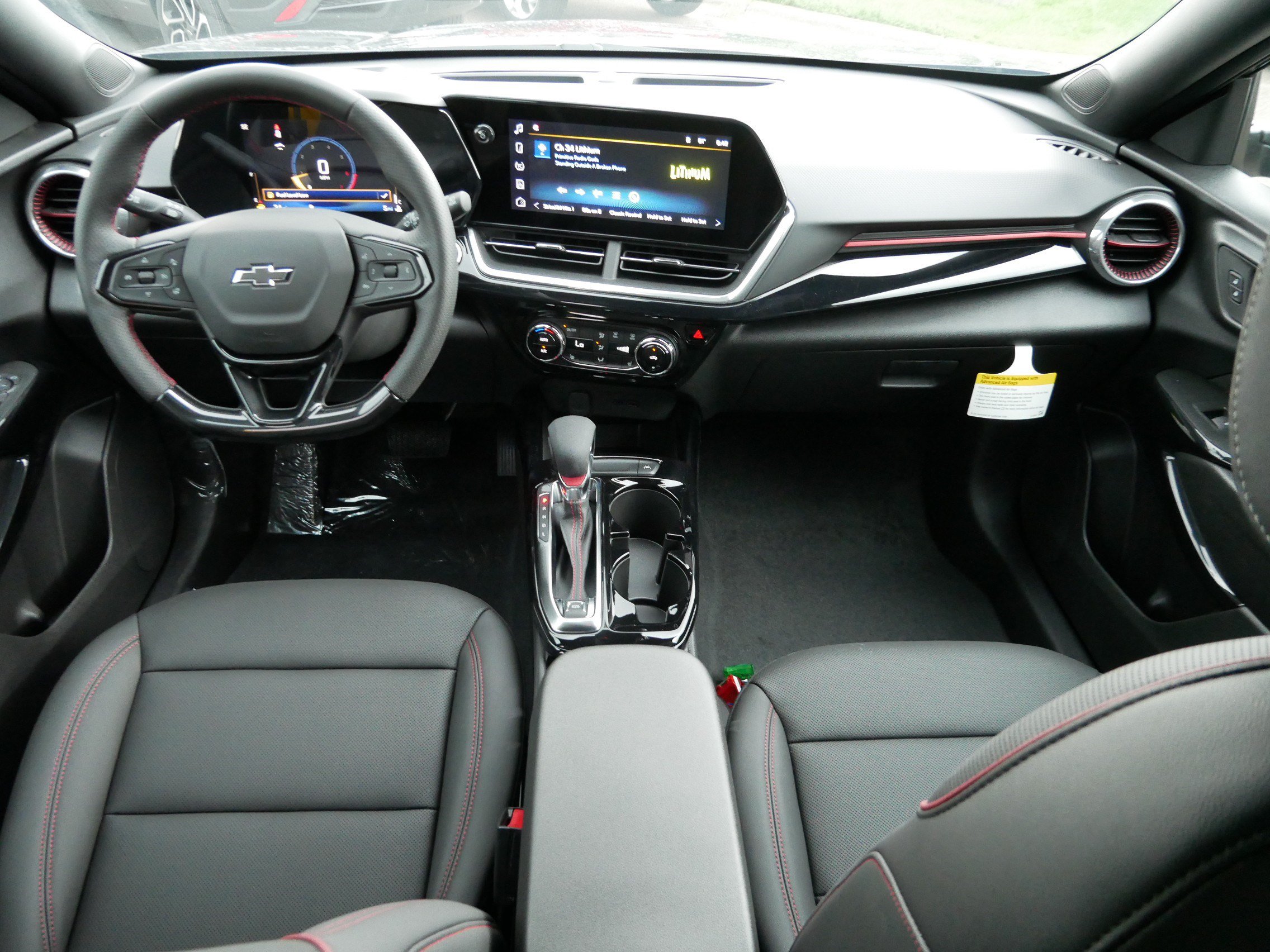 New 2026 Chevrolet Trax RS w/ Driver Confidence Package FWD image 6