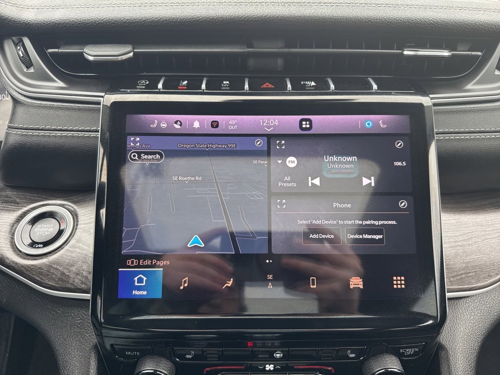 Used 2022 Jeep Grand Cherokee Limited image 20