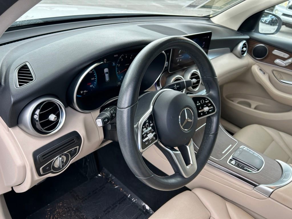 Used 2022 Mercedes-Benz GLC 300 image 19