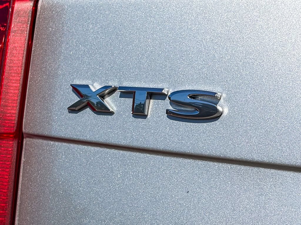 Used 2017 Cadillac XTS Luxury FWD image 39