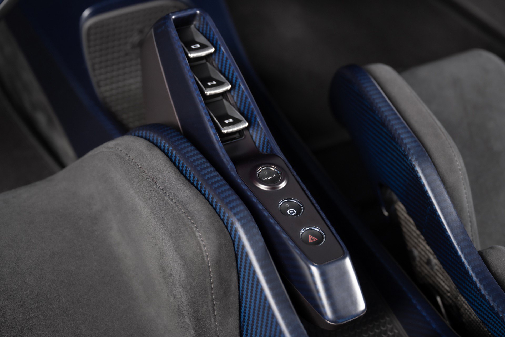 Used 2019 McLaren Senna RWD image 36
