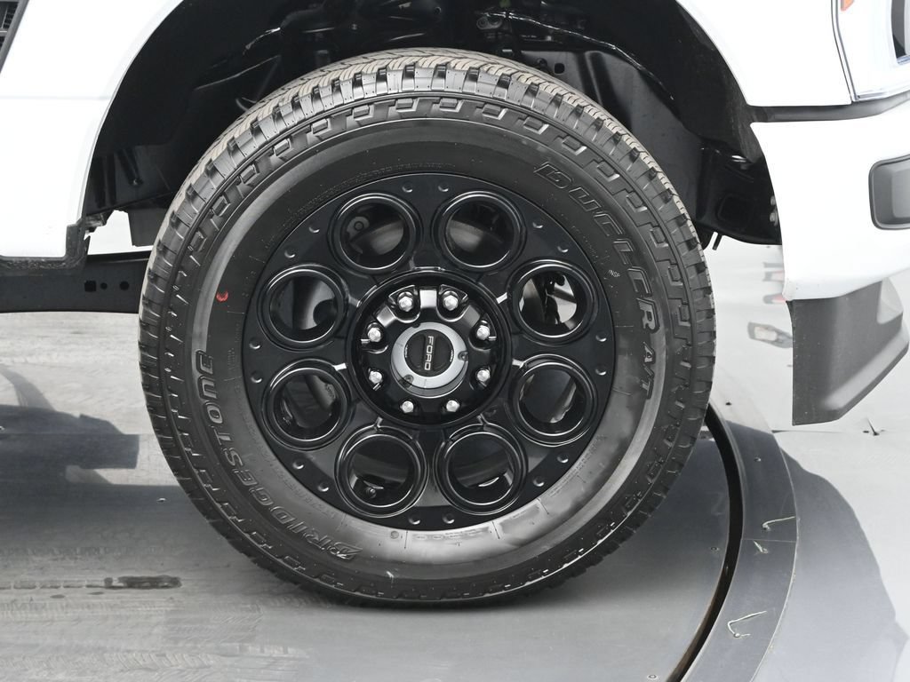 New 2026 Ford F350 XLT w/ XLT Premium Package AWD/4WD image 24