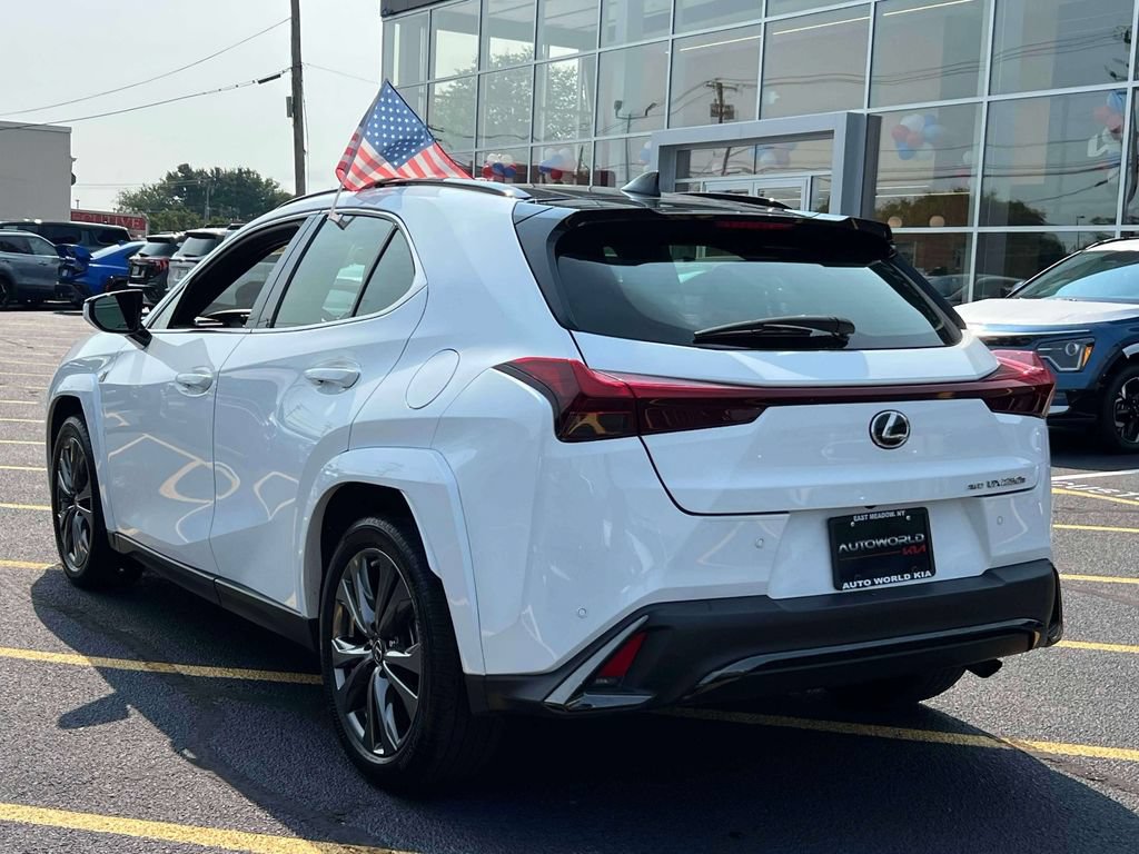 Used 2024 Lexus UX 250h F Sport AWD/4WD image 7
