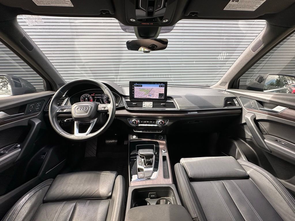 Used 2021 Audi Q5 Prestige w/ Prestige Package AWD/4WD image 6