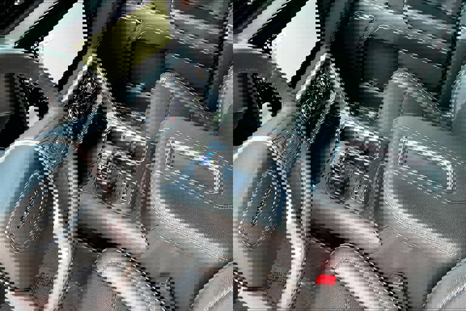 Used 2022 GMC Sierra 1500 Denali w/ Denali Reserve Package image 17