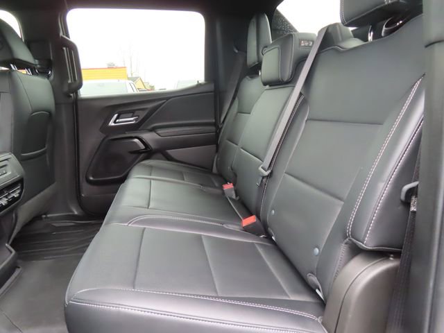 Used 2025 Chevrolet Silverado EV LT AWD/4WD image 41