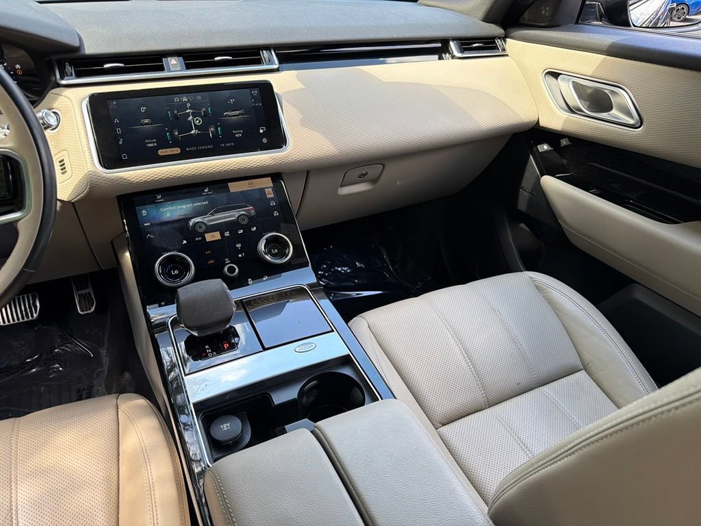 Used 2021 Land Rover Range Rover Velar R-Dynamic S AWD/4WD image 42