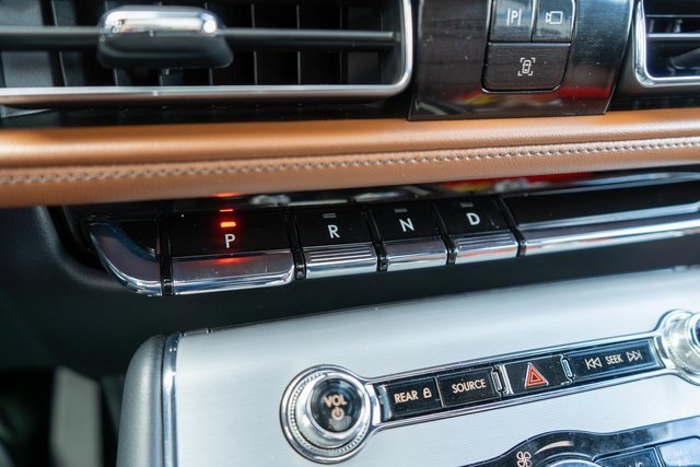 Used 2024 Lincoln Aviator Reserve w/ Equipment Group 201A image 30