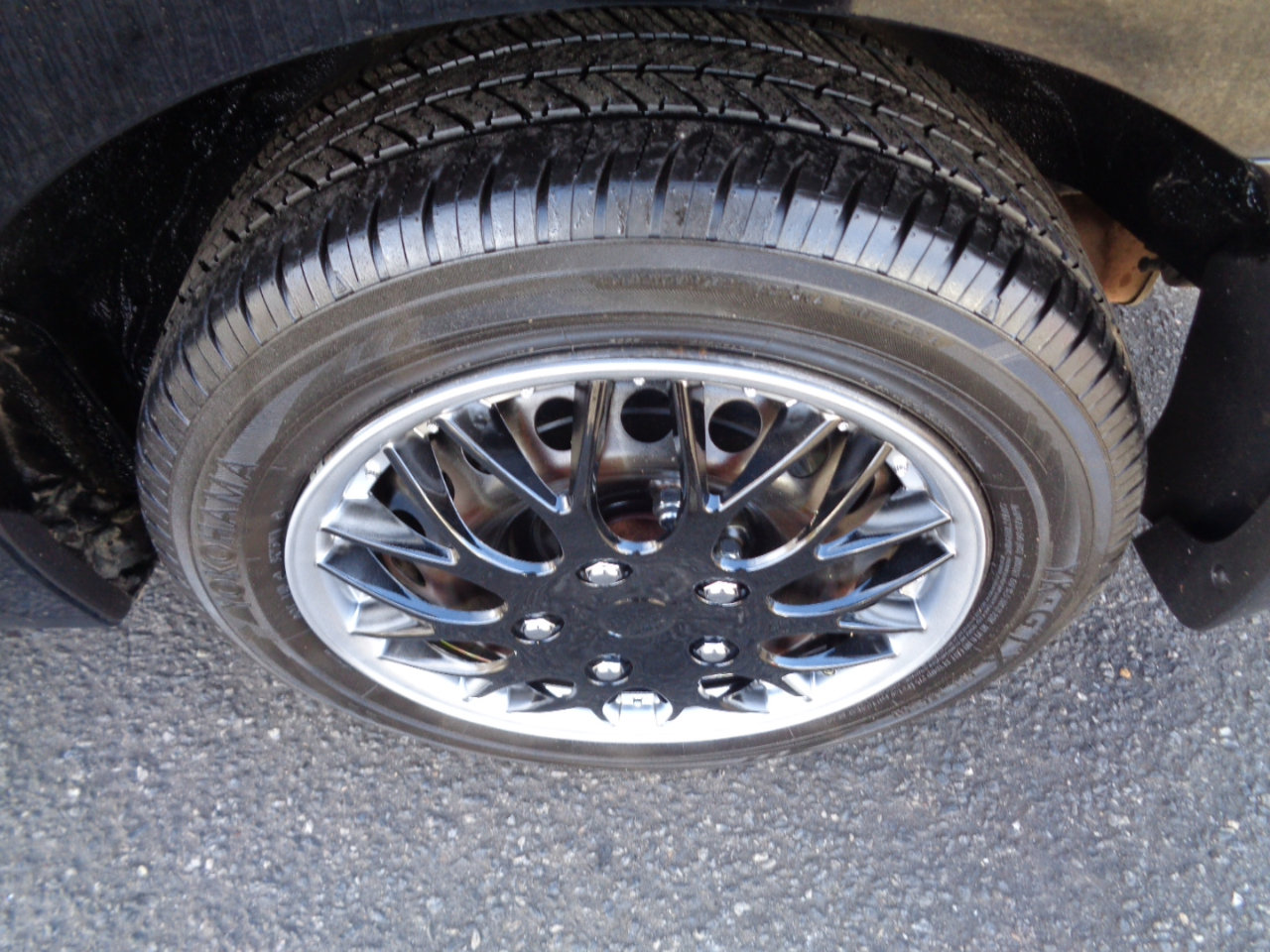 Used 2017 Nissan Sentra S image 24