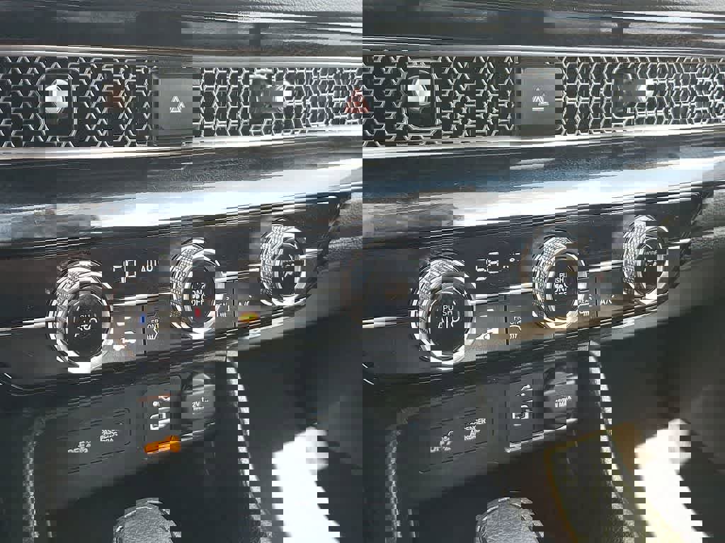 Used 2023 Honda Civic LX image 19