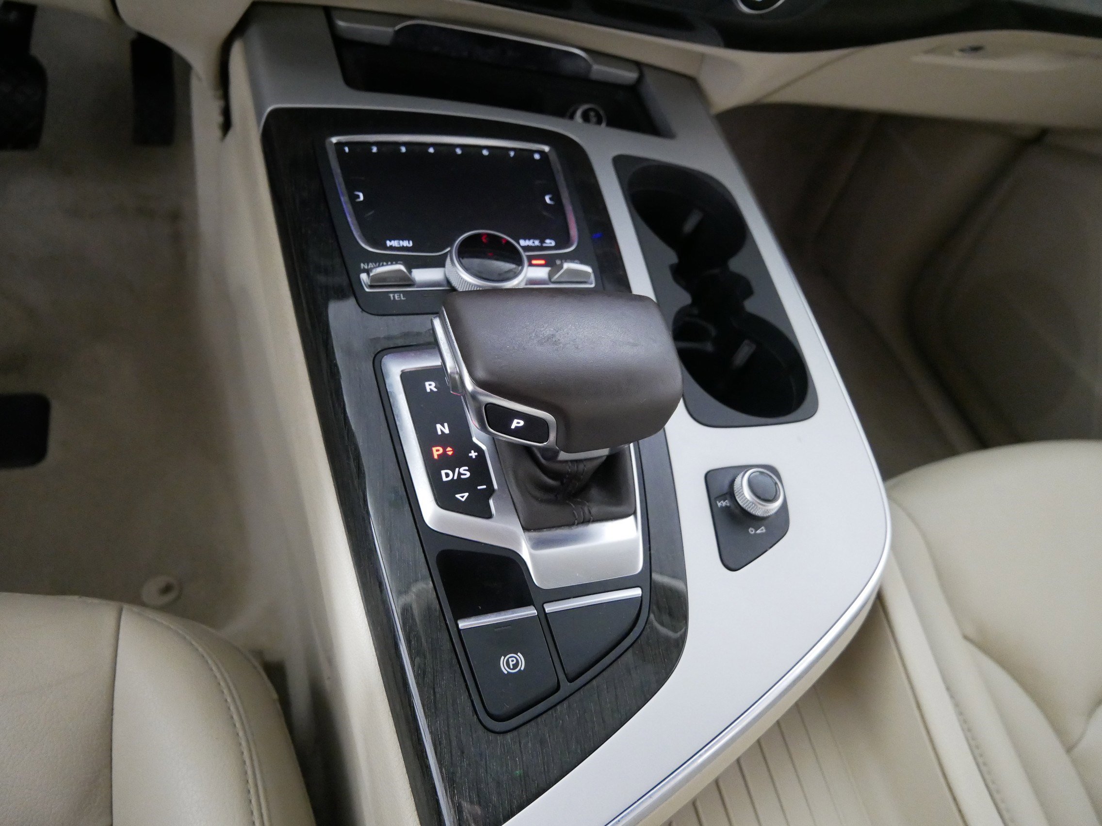 Used 2019 Audi Q7 2.0T Premium image 24