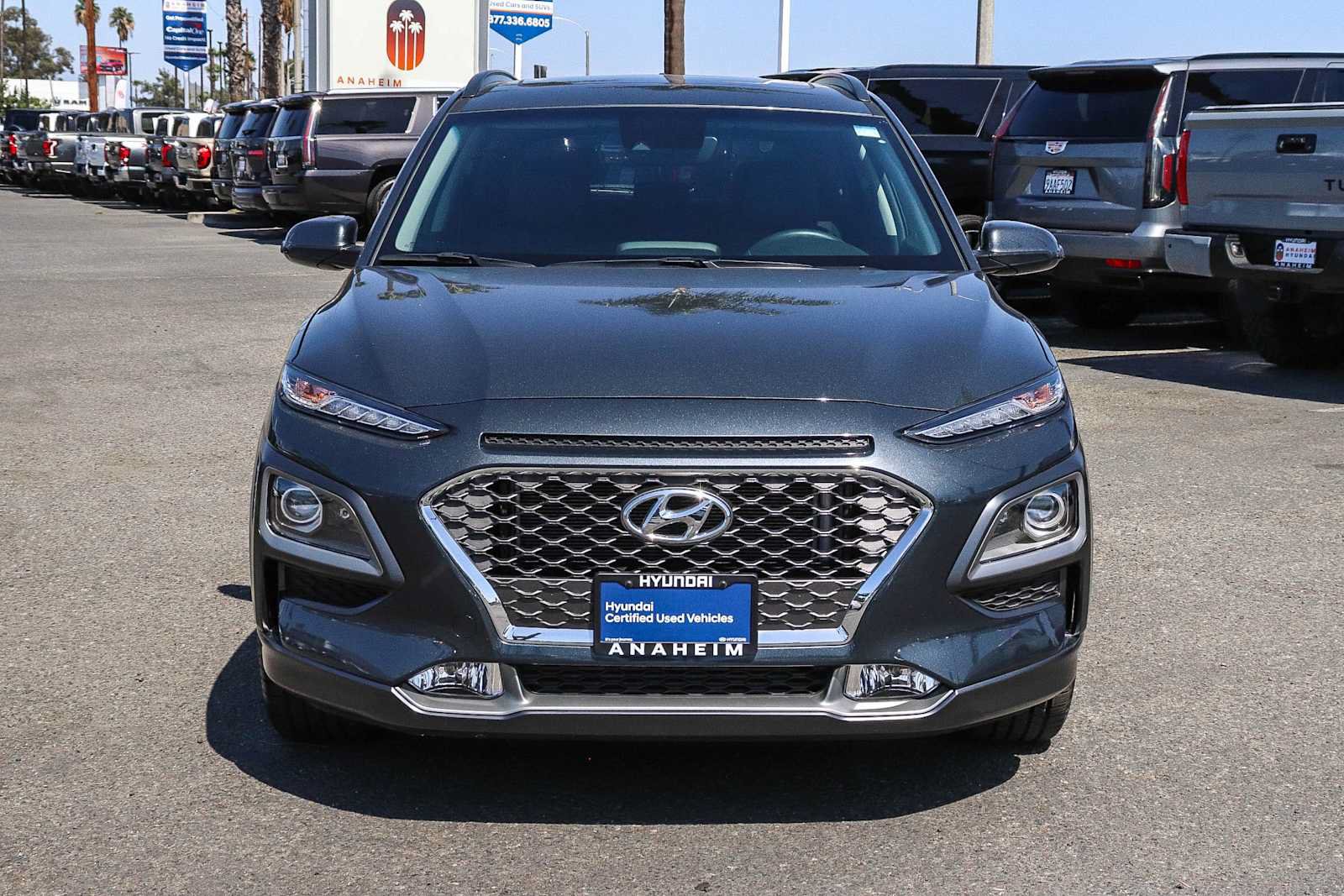Used 2021 Hyundai Kona Limited w/ Cargo Package AWD/4WD image 2