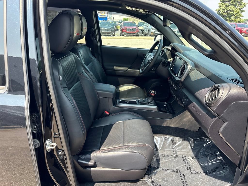 Used 2020 Toyota Tacoma TRD Pro AWD/4WD image 10