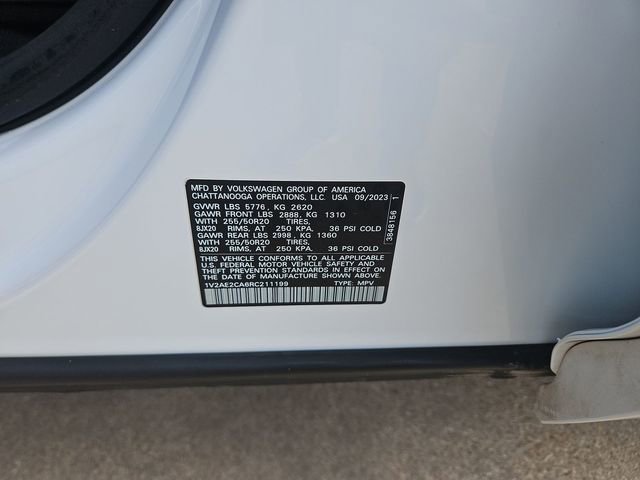 Used 2024 Volkswagen Atlas Cross Sport SEL R-Line image 32
