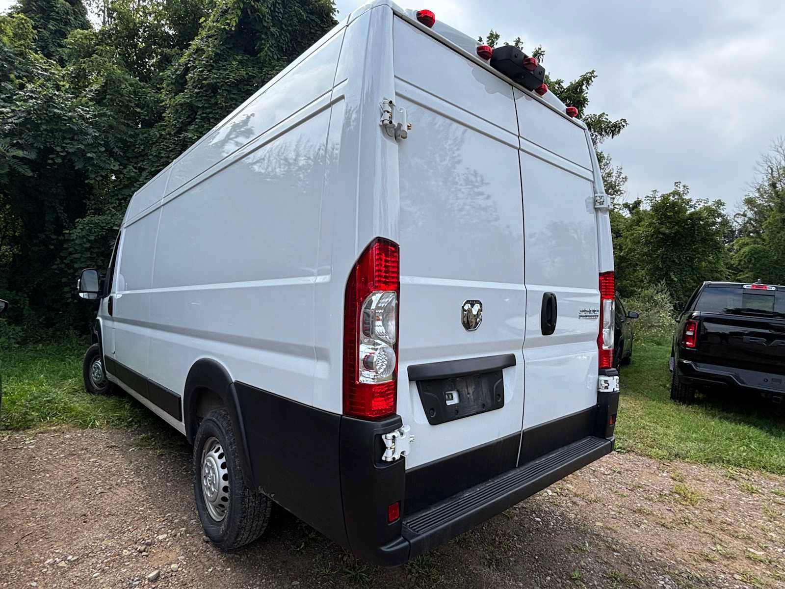 Used 2025 RAM ProMaster 3500 w/ Convenience Group FWD image 5