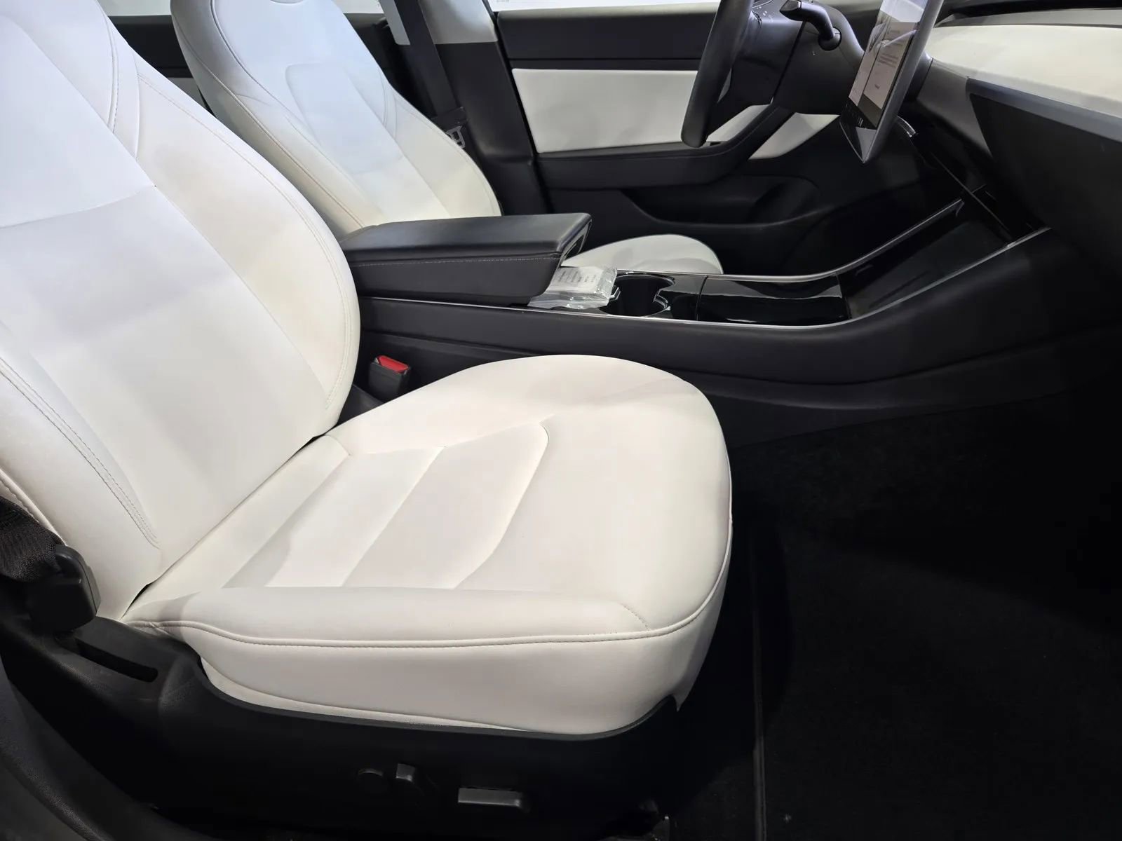 Used 2020 Tesla Model 3 Long Range image 7
