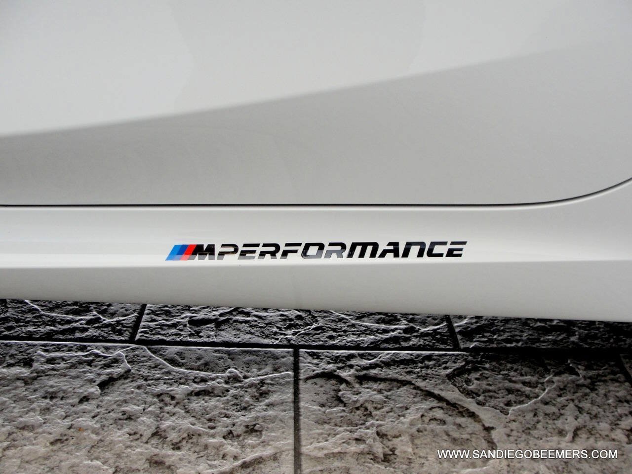 Used 2023 BMW 330i Sedan w/ M Sport Package RWD image 5