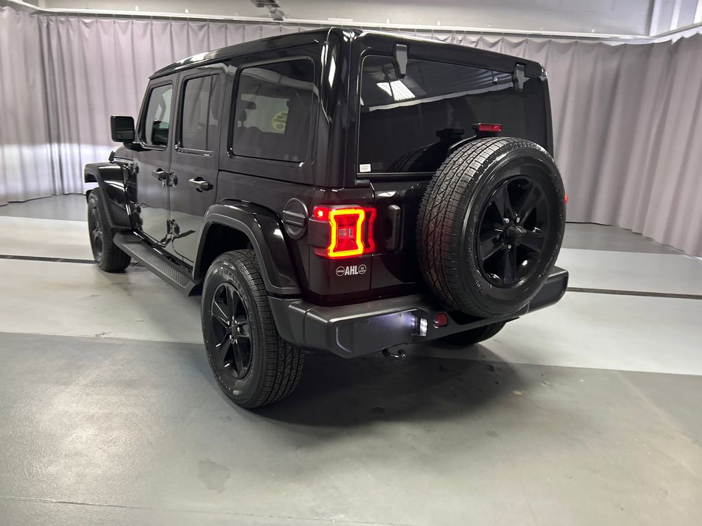 Used 2021 Jeep Wrangler Unlimited Sahara image 5