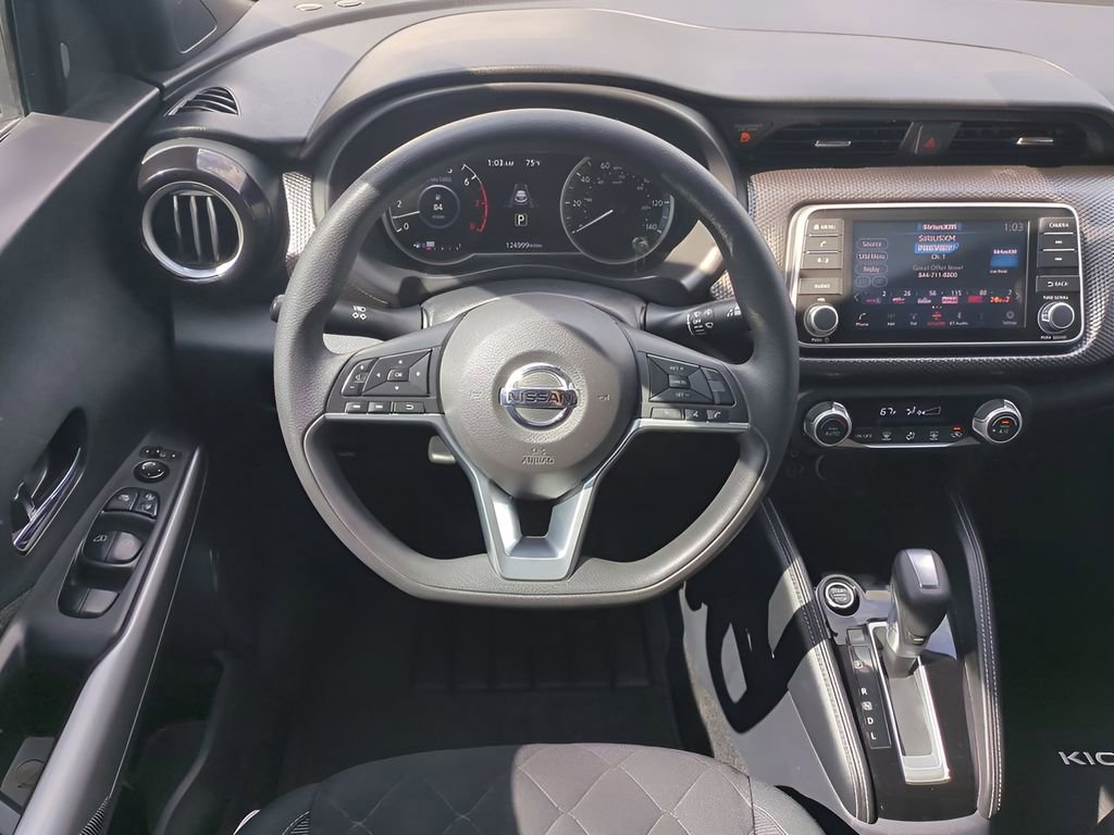 Used 2020 Nissan Kicks SV image 15