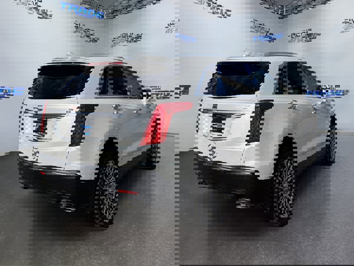 Used 2018 Cadillac XT5 Luxury w/ Driver Awareness Package image 5