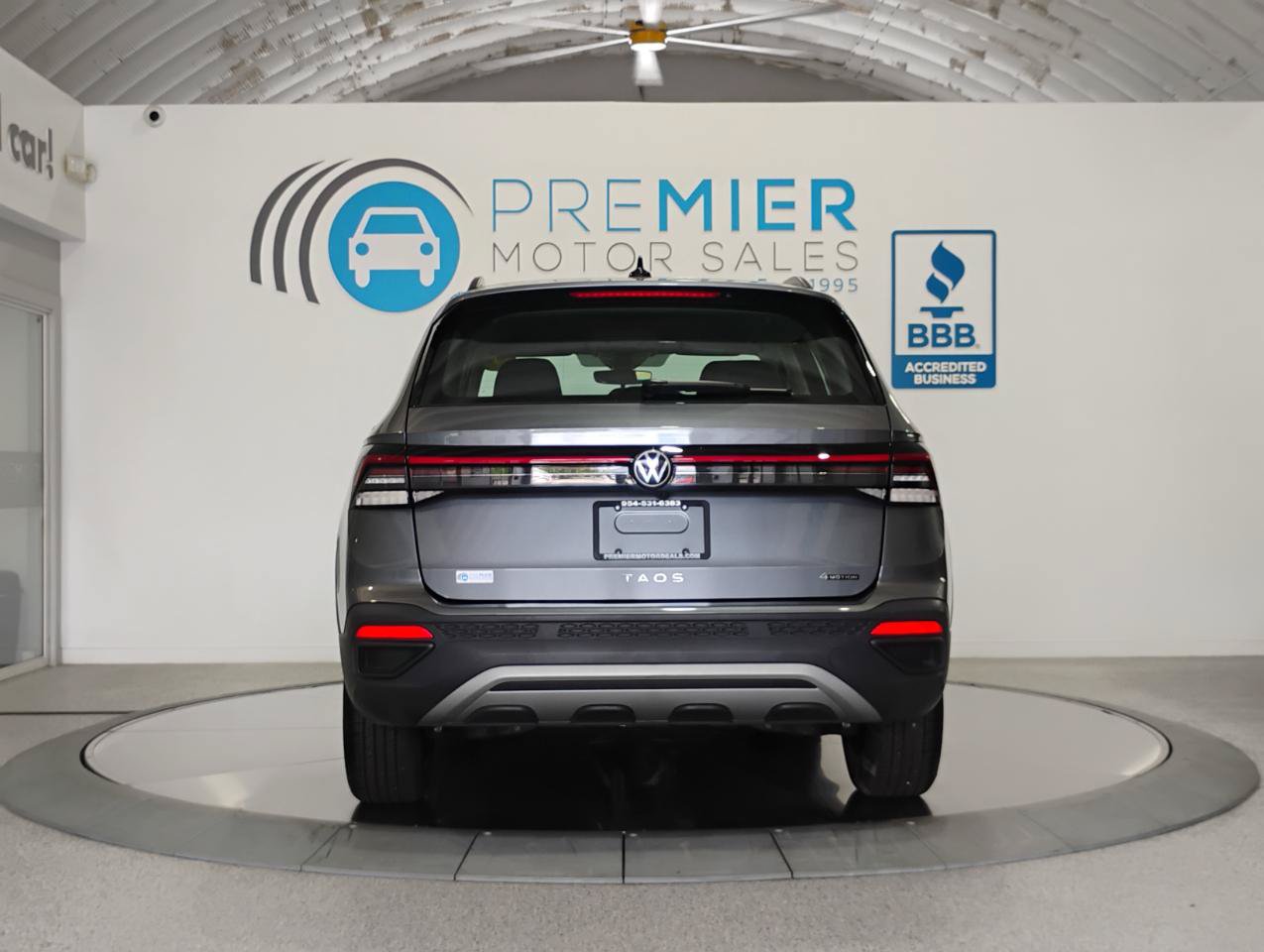 Used 2025 Volkswagen Taos S AWD/4WD image 4