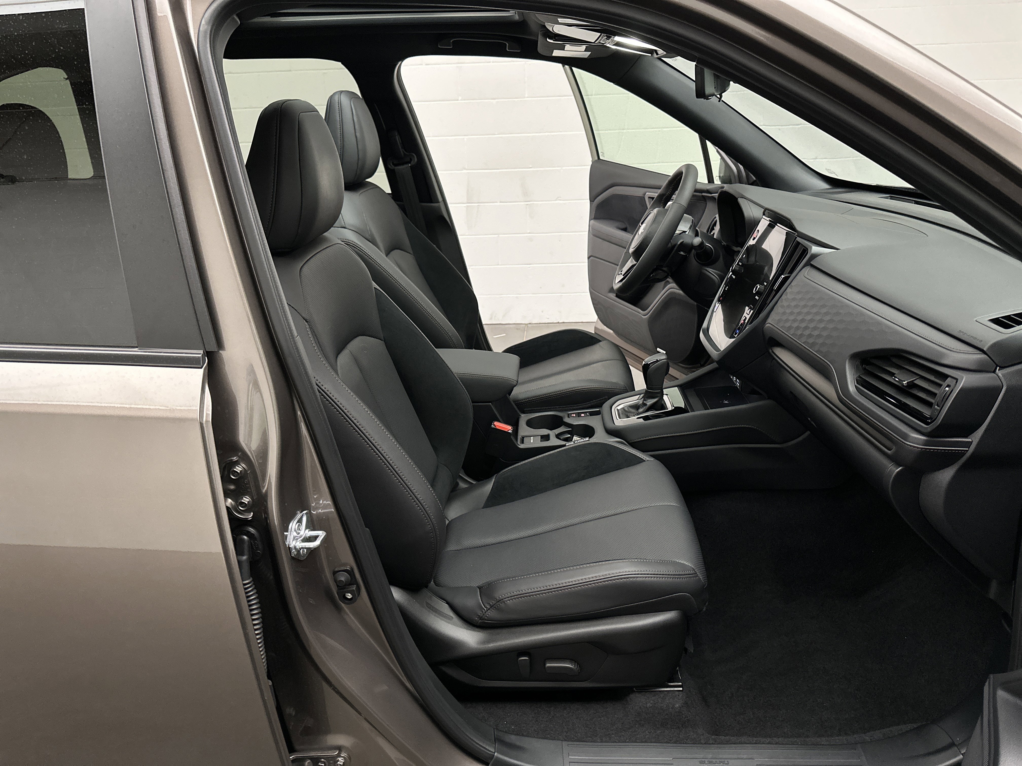 Used 2025 Subaru Forester Touring image 25