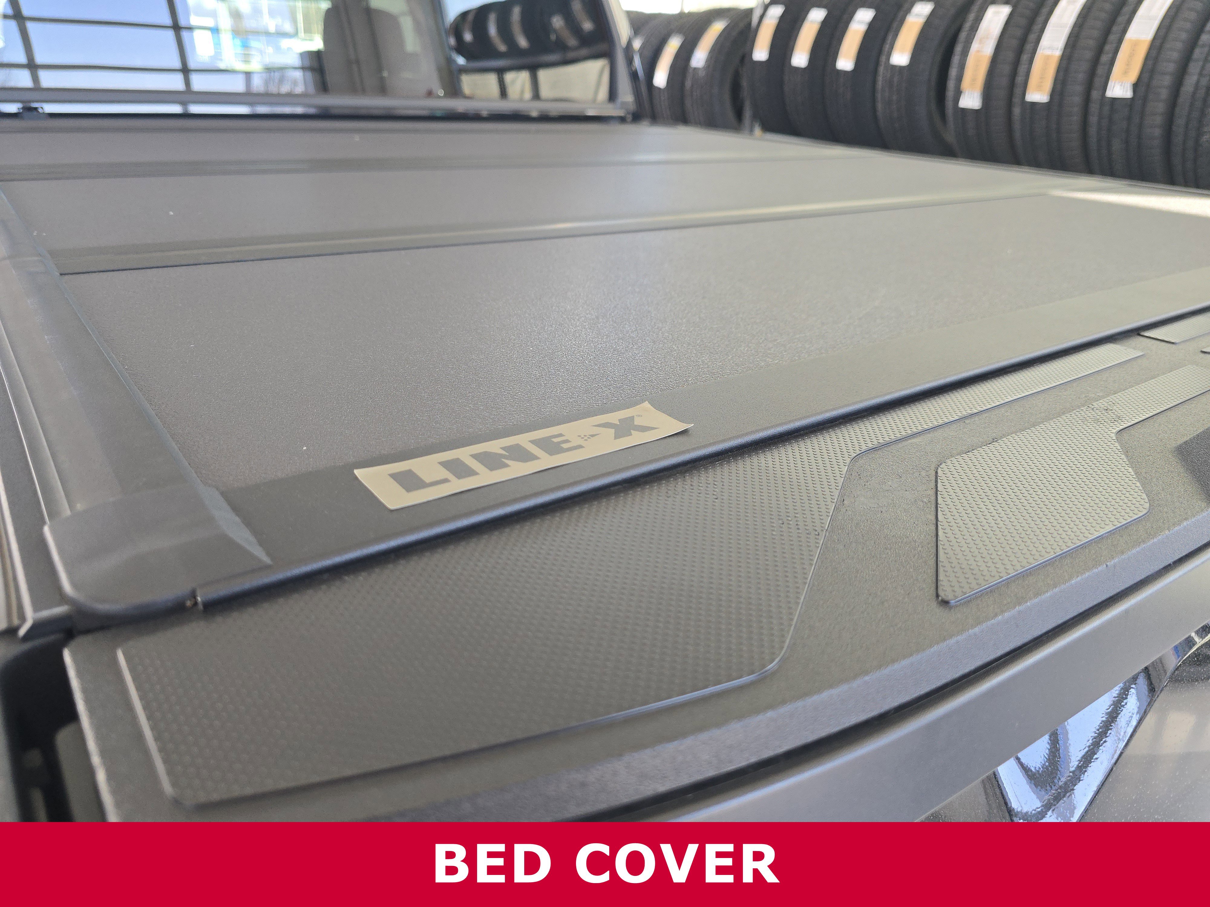 Used 2022 Toyota Tundra SR5 w/ SR5 Convenience Package image 15