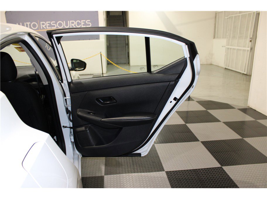 Used 2024 Nissan Sentra SV image 23