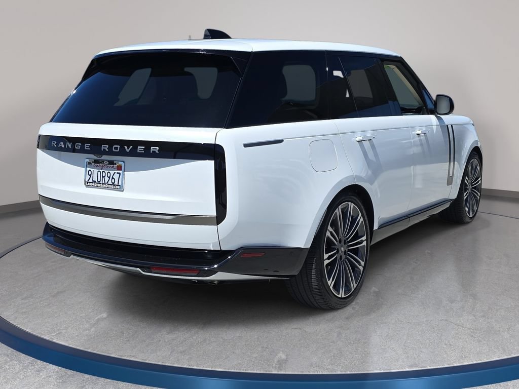 Certified 2024 Land Rover Range Rover SE AWD/4WD image 5