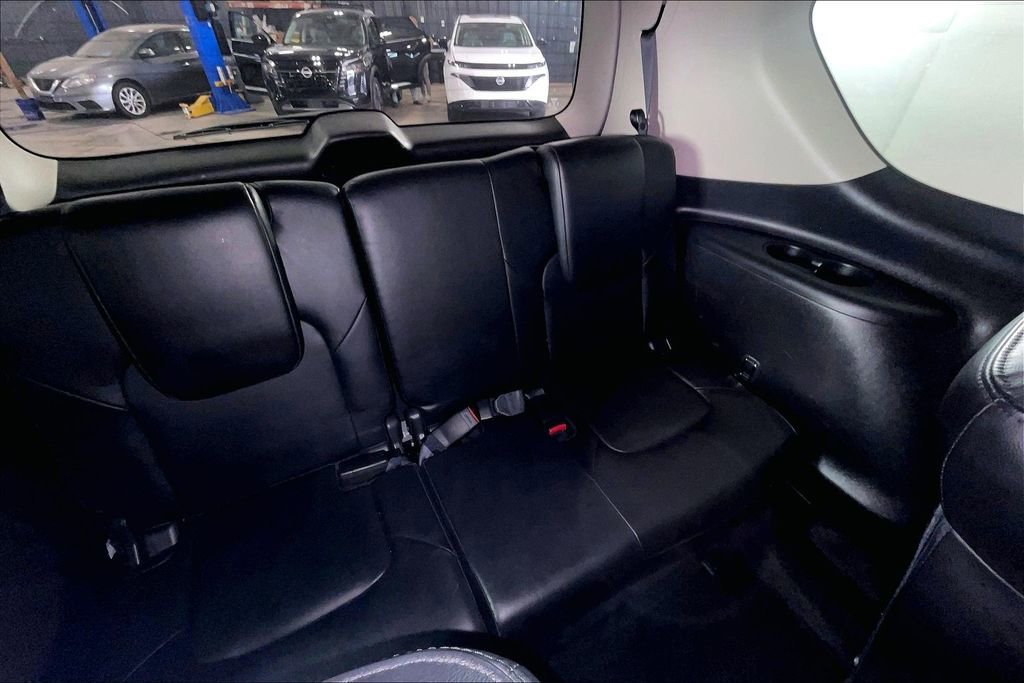 Used 2023 Nissan Armada SL w/ Captain's Chairs Package AWD/4WD image 38