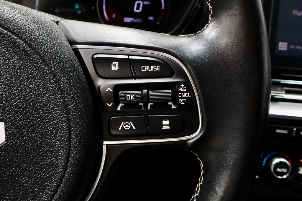 Used 2022 Kia Niro EX w/ Cold Weather Package image 29