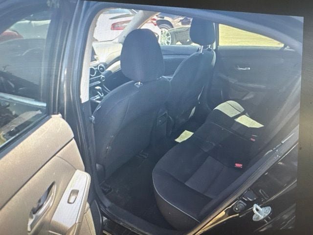 Certified 2022 Nissan Sentra SV FWD image 19