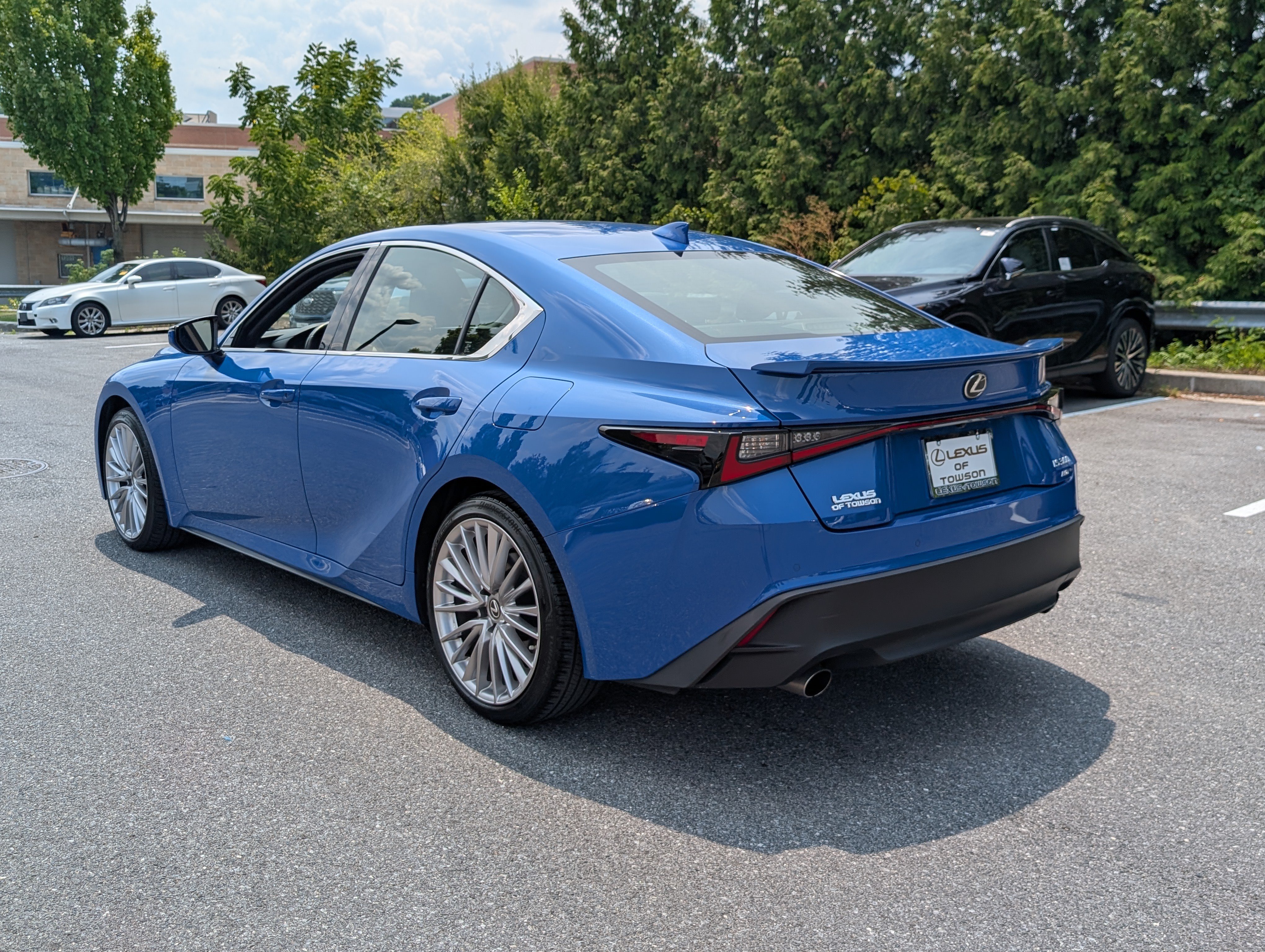 Used 2022 Lexus IS 300 AWD w/ Premium Package image 5