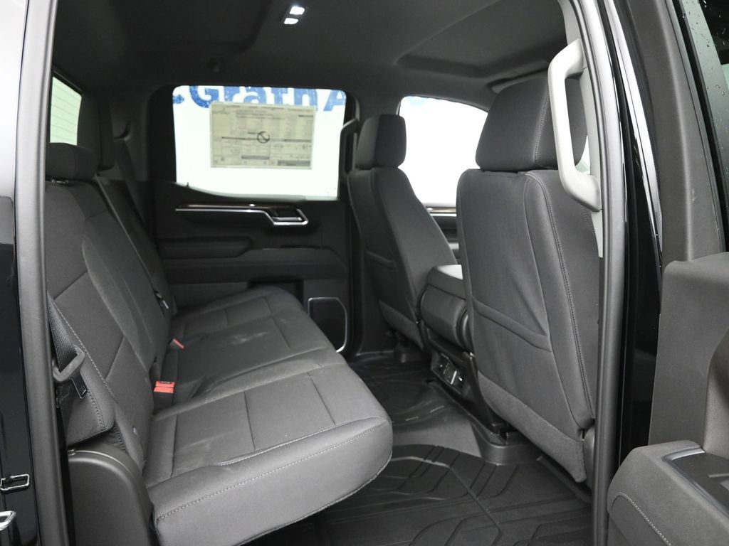 New 2026 Chevrolet Silverado 1500 LT w/ All Star Edition Plus image 8