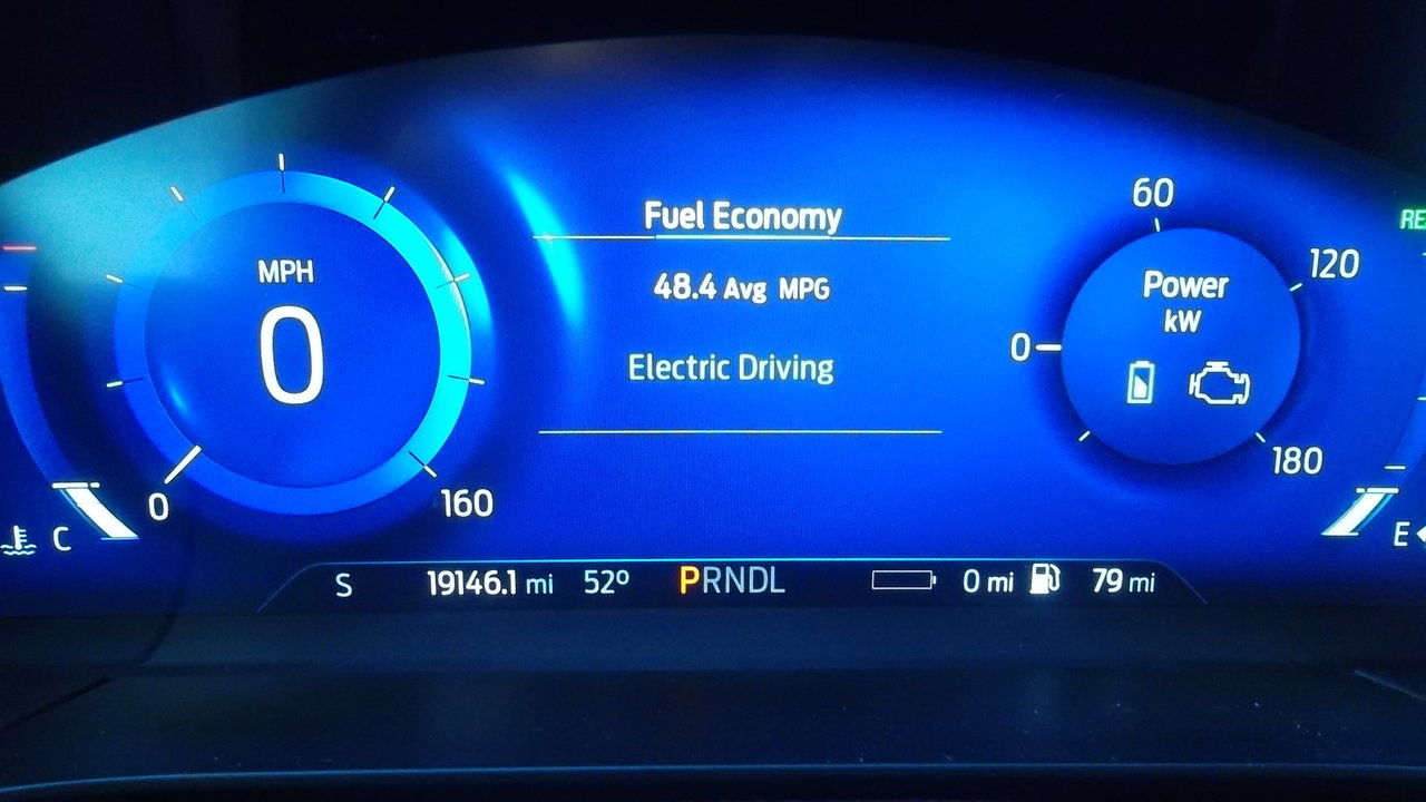 Used 2022 Ford Escape Titanium image 11