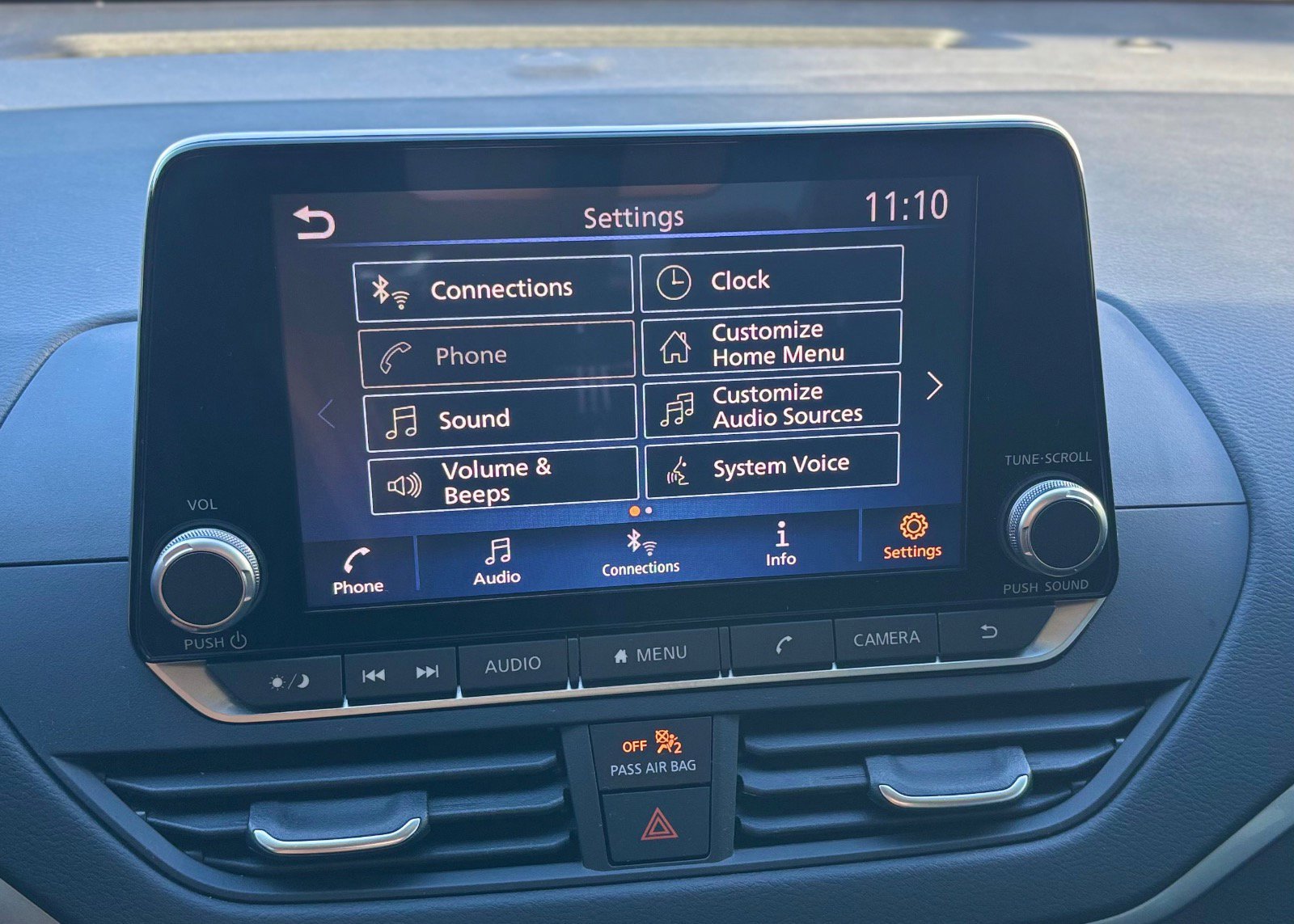 Used 2025 Nissan Altima 2.5 S image 40