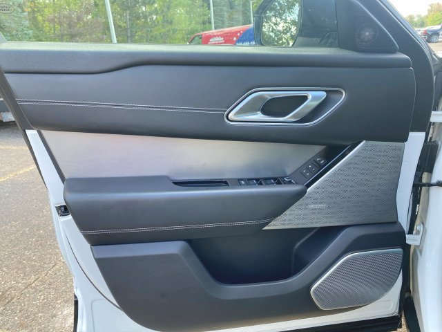 Used 2020 Land Rover Range Rover Velar R-Dynamic HSE AWD/4WD image 23