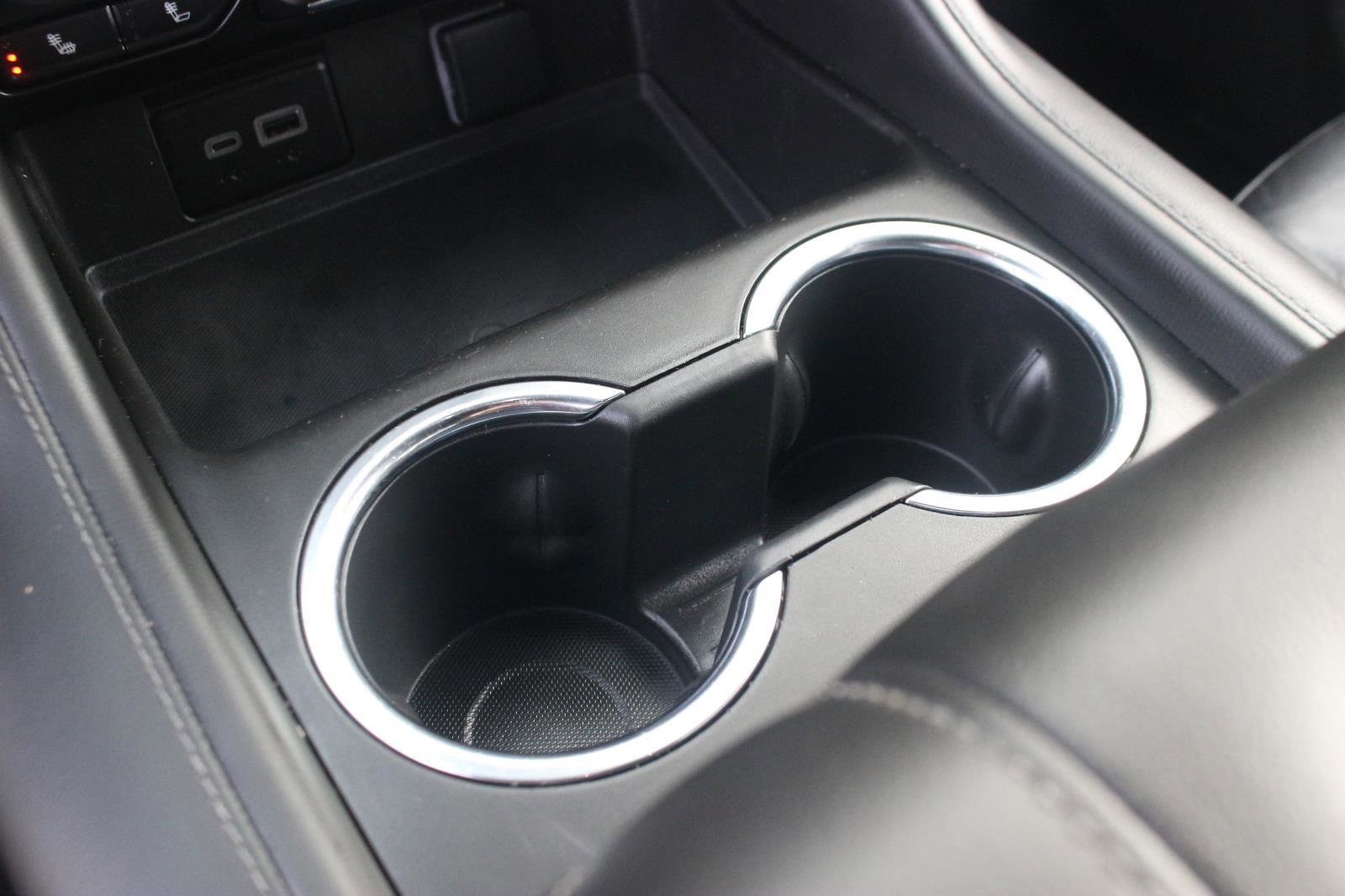 Used 2023 Chevrolet Suburban LT image 23