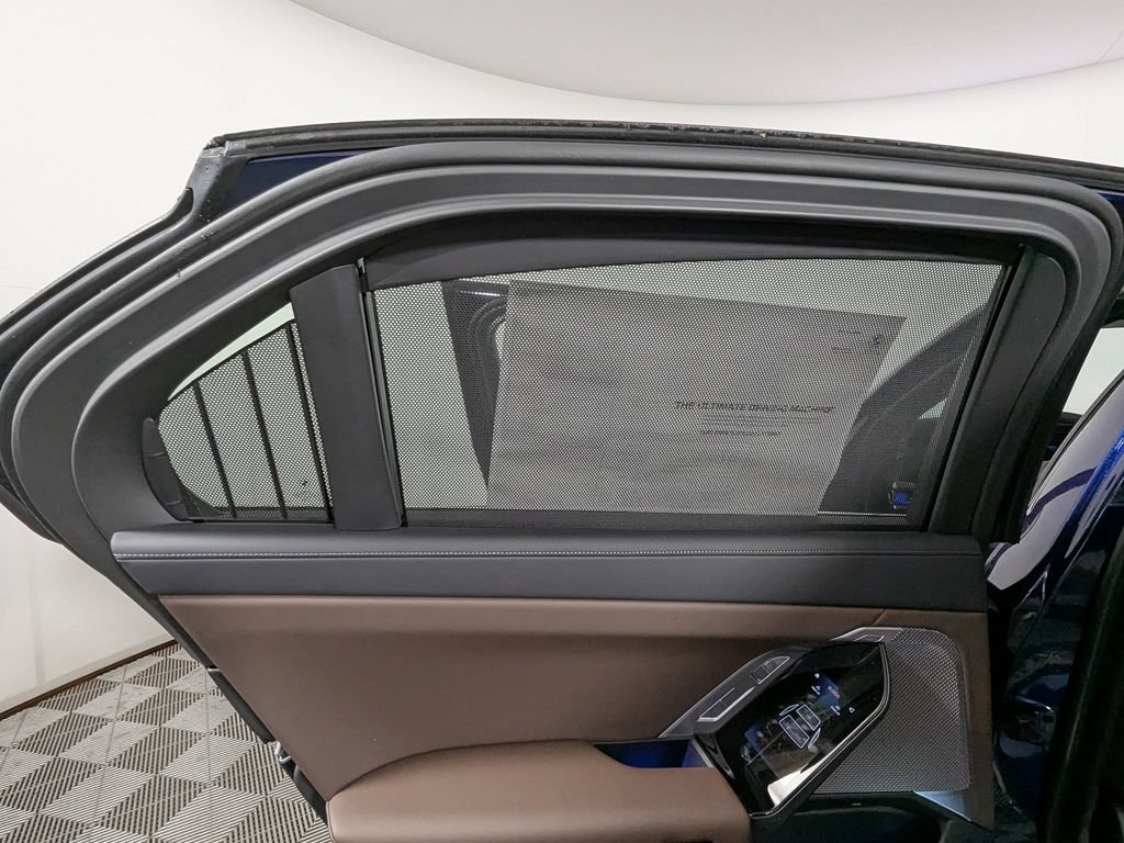 New 2026 BMW i7 xDrive60 AWD/4WD image 35