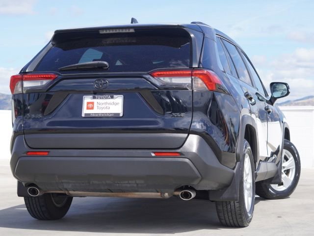 Used 2019 Toyota RAV4 XLE w/ Convenience Package FWD image 6