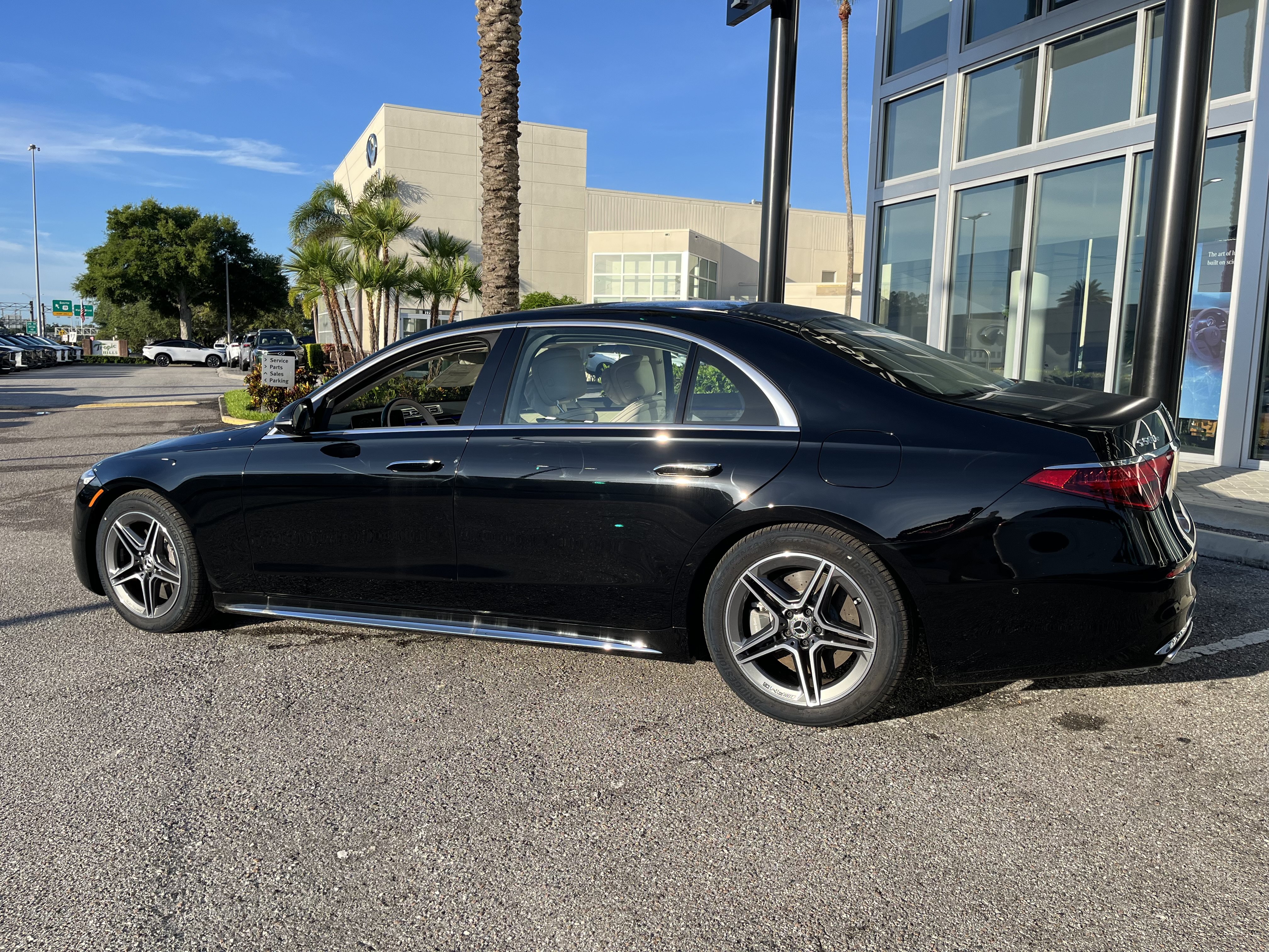 New 2026 Mercedes-Benz S 580e 4MATIC Sedan image 4