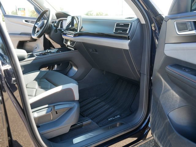 Certified 2026 Volkswagen Atlas Peak Edition AWD/4WD image 20